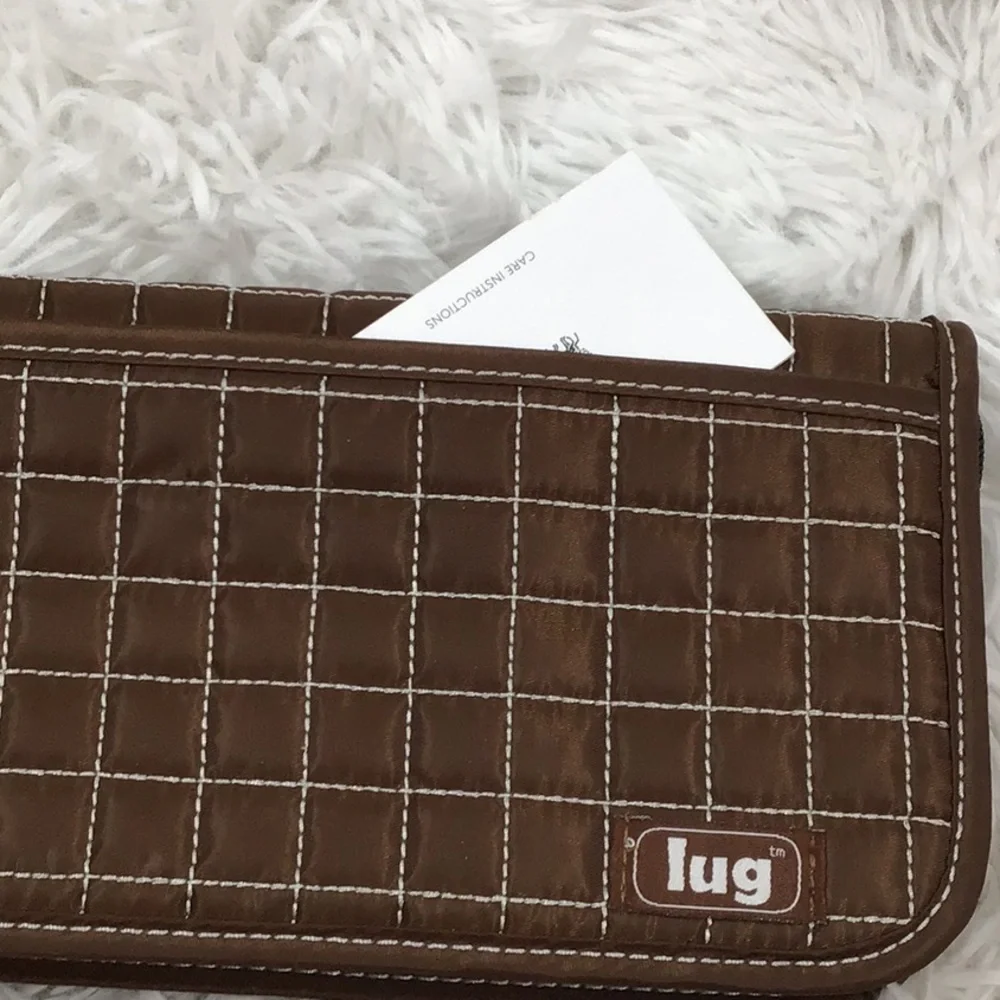 Lug Quilted Brown Tango travel passport wallet wristlet NWT